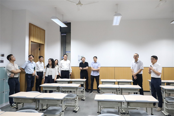 1728440601729832.jpg IMG_3850.jpg